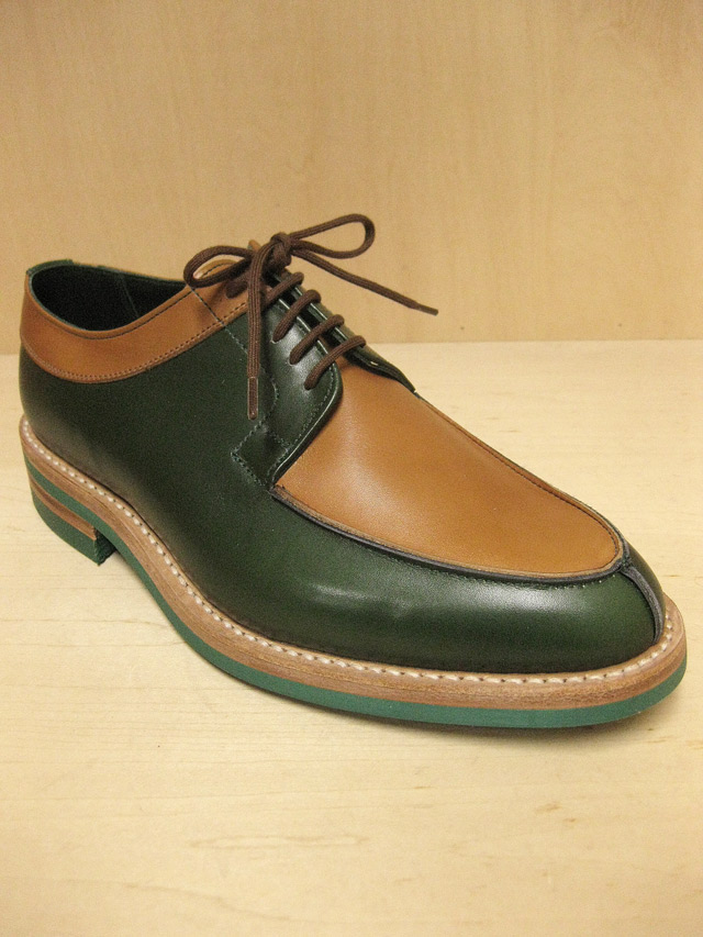 Tricker's ２トーン　エプロンフロント　シューズ“For Plateau”（Blood & Thunder 別注）